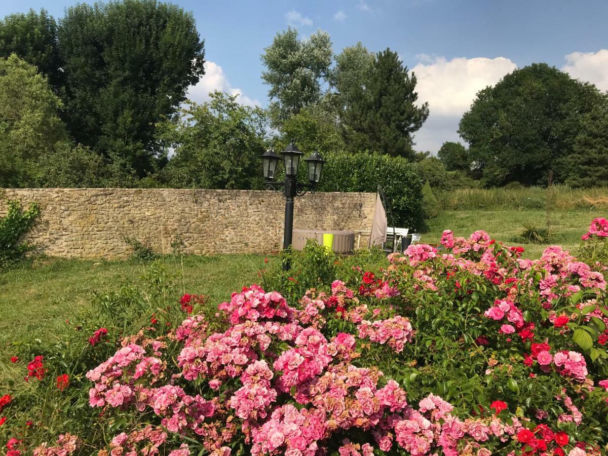 La Source Vila Breuil  Exterior foto